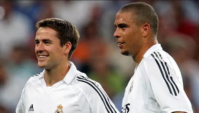 屡次失措 屡次失措